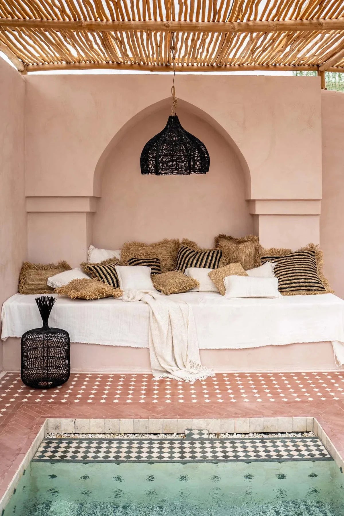 The "Whipped" Pendant Lamp - Black - M