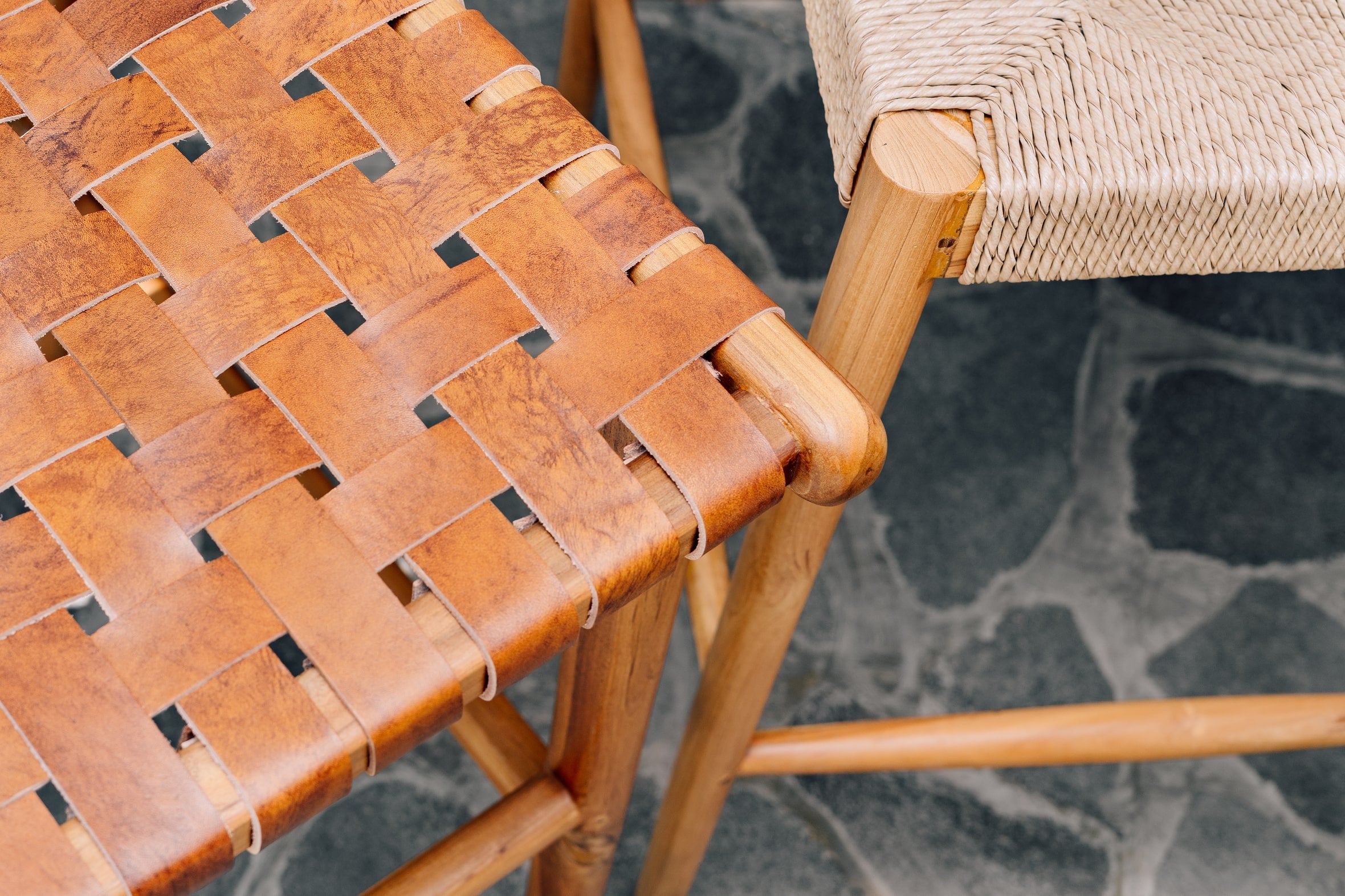 Counter Stool 'Sanur' in Teak and Leather
