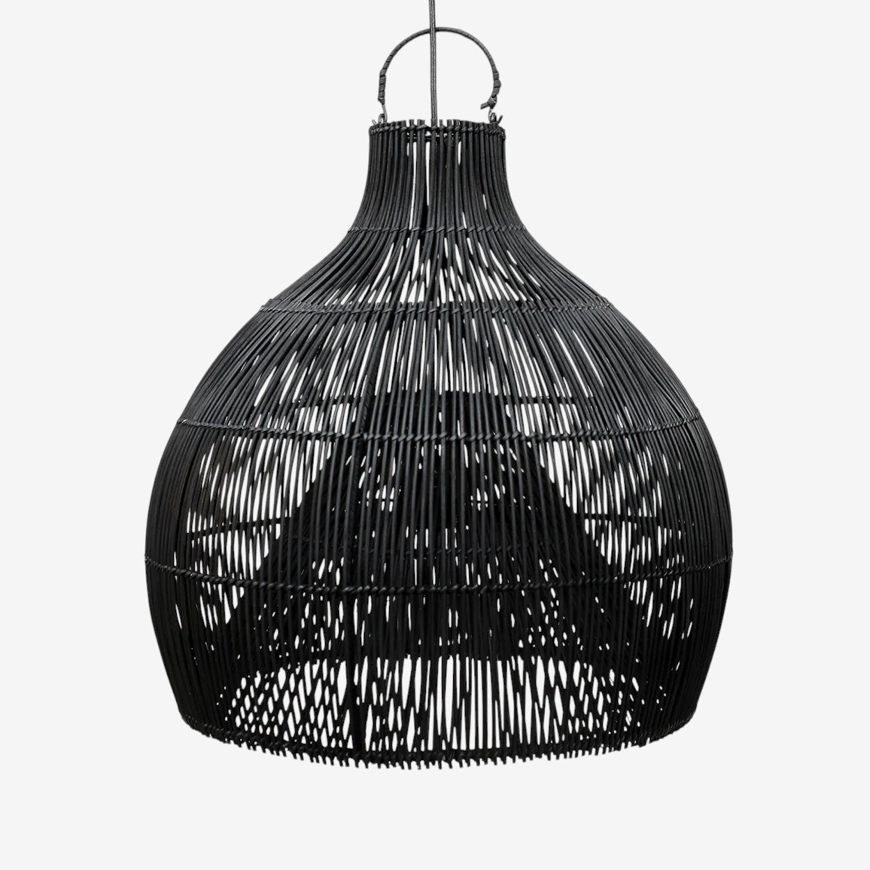Kayu Living black rattan pendant lamp with a handwoven, vase-inspired shape. Coastal charm.