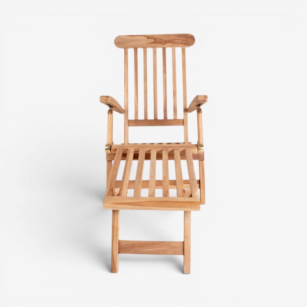 Kayu Living Arrecife natural teak deck chair with adjustable backrest and slatted seat. Outdoor furniture.
