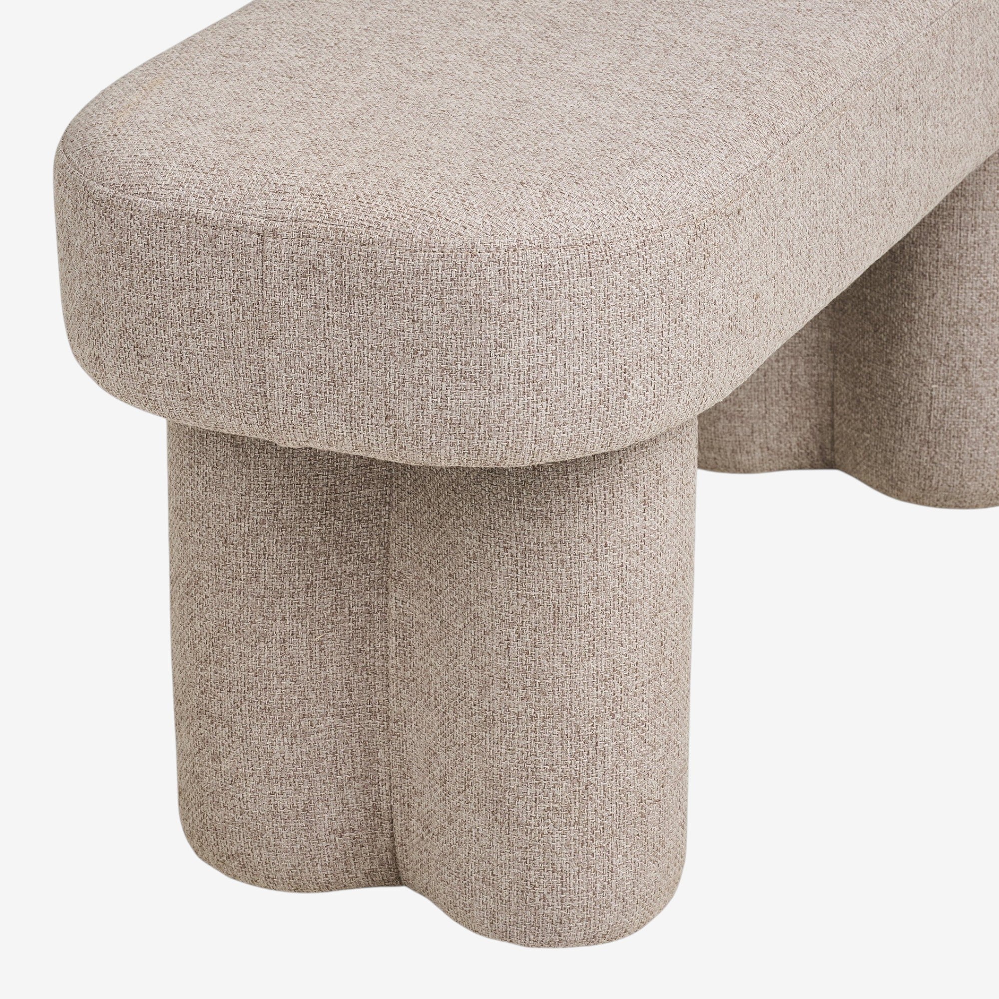 Kayu Living Weston Bench in sand tone upholstery with unique curved legs. Compact 95x36x45 cm.